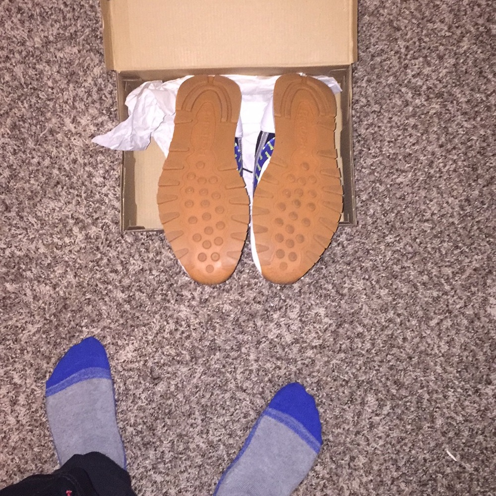 Classic Reebok never worn - Picture 5 of 8